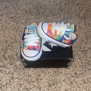 Converse Infant Chuck Taylor All Star Tie-dye Low Top Sneaker